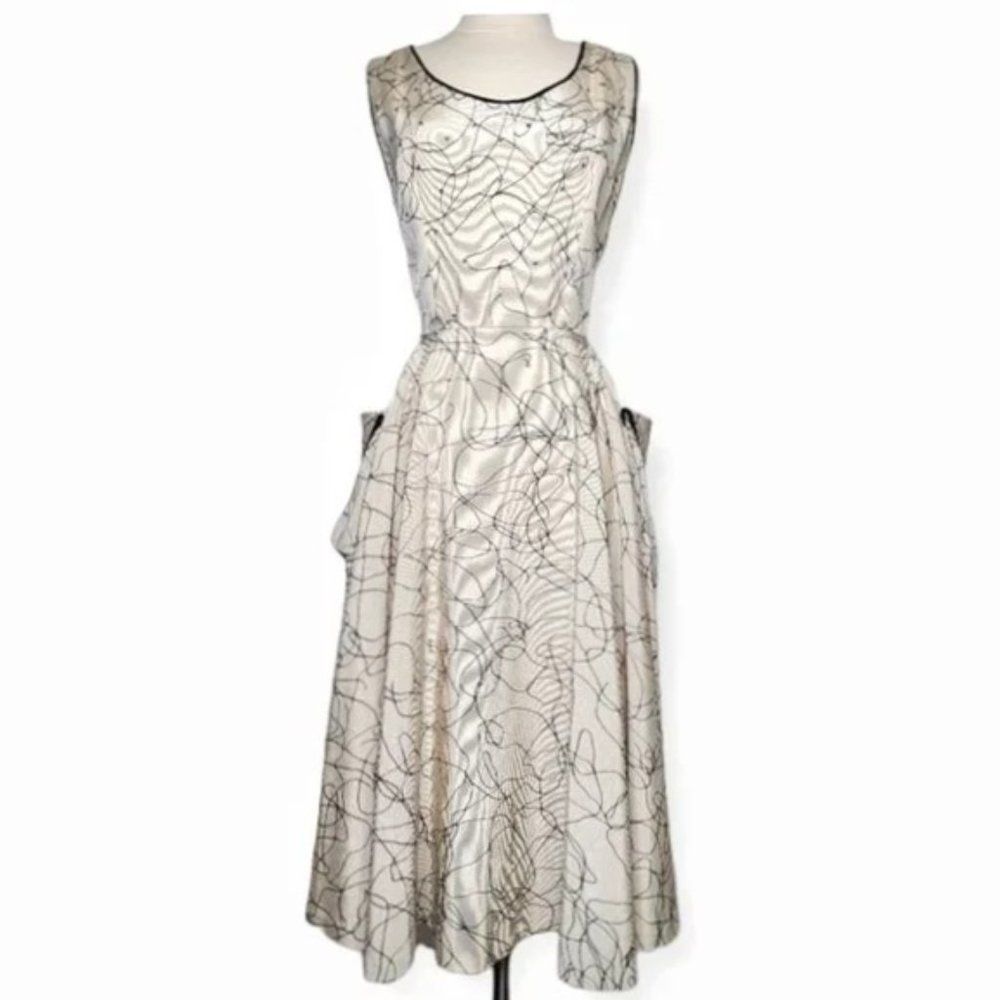 Vintage 50s Party Dress Circle Skirt Side Pockets Hand Sewn Midi